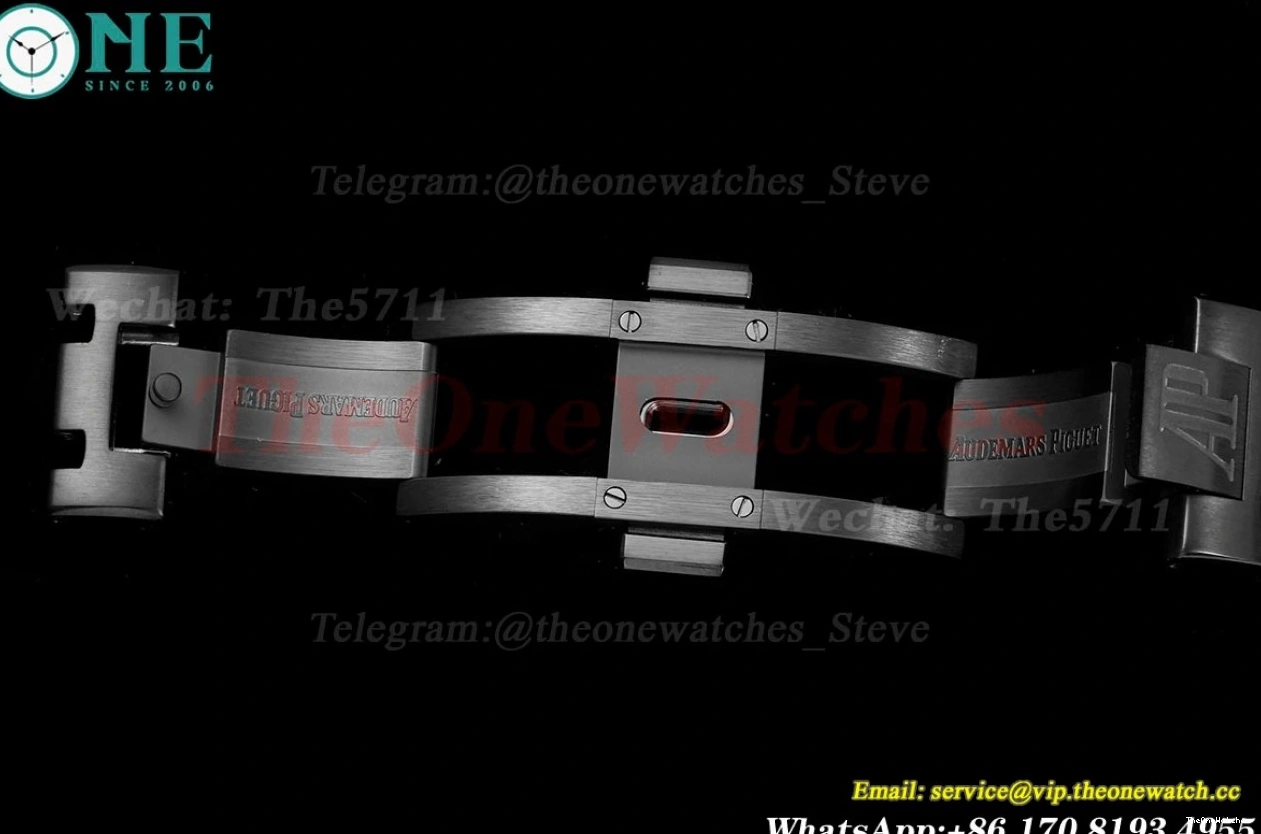 42mm PVD A7750 APF Offshore Dial Black Royal Oak PVD 1224